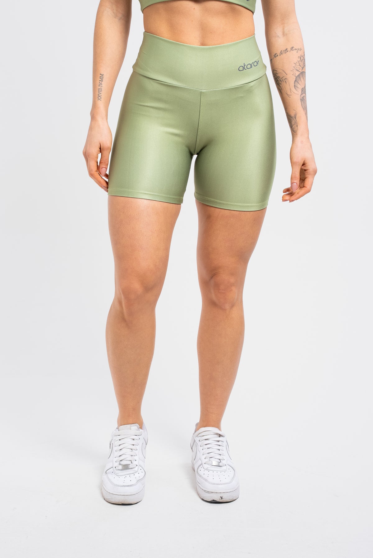 Bermuda Estampa Lisa Verde Musgo - atarafitness