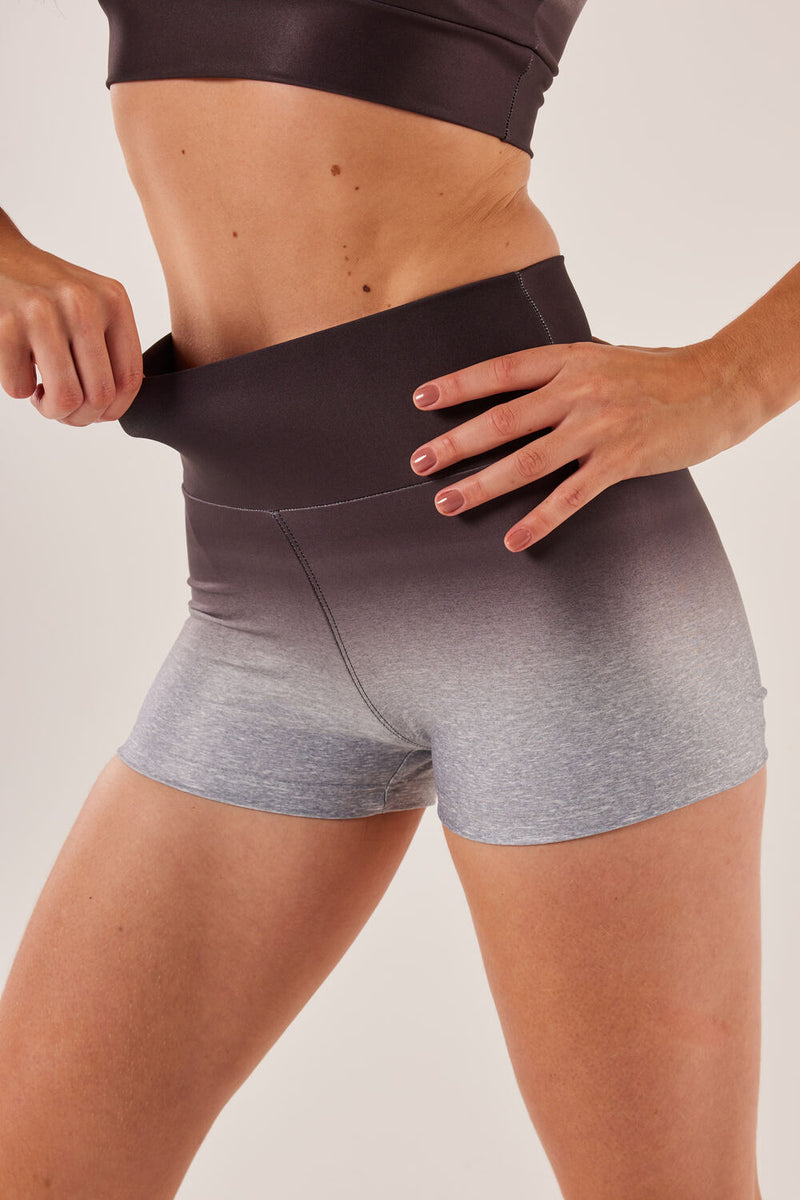 Shorts Immersion Cinza - atarafitness